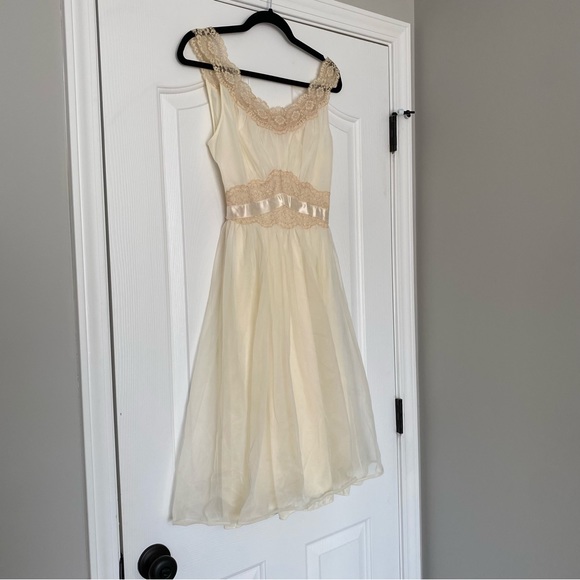 Vintage Vanity Fair 1950s Peignoir Robe & Gown Hollywood Regency Set - Picture 2 of 10